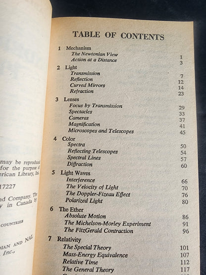 Asimov, Isaac - Understanding Physics: Light, Magnetism, and Electricity PB 1966 Tennessee Junk Trunk