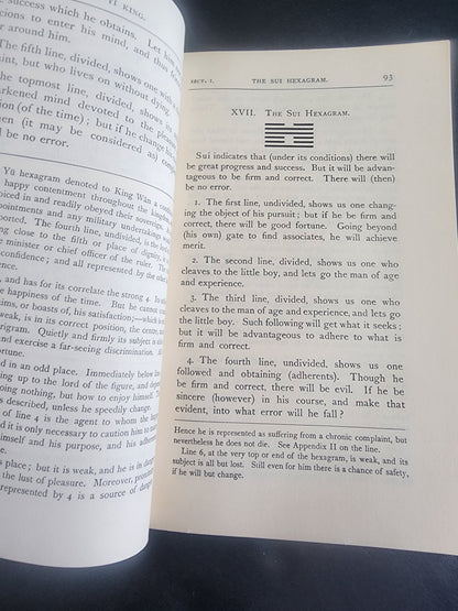 I Ching : The Book of Changes by James Legge (1963, Trade PChing : The Book of Changes by James Legge (1963, Trade Paperback) Tennessee Junk Trunk