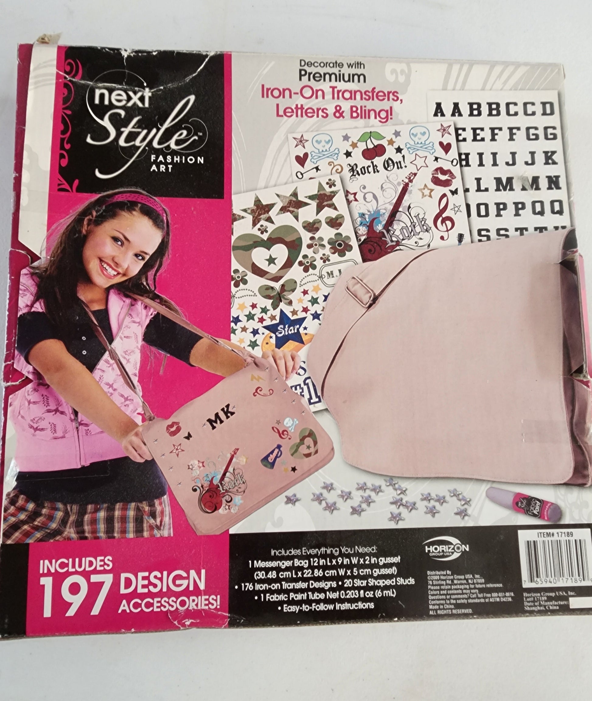 Next Style Fashion Art Hip Messenger Bag - Design Your Own New craft kit new open box Tennessee Junk Trunk