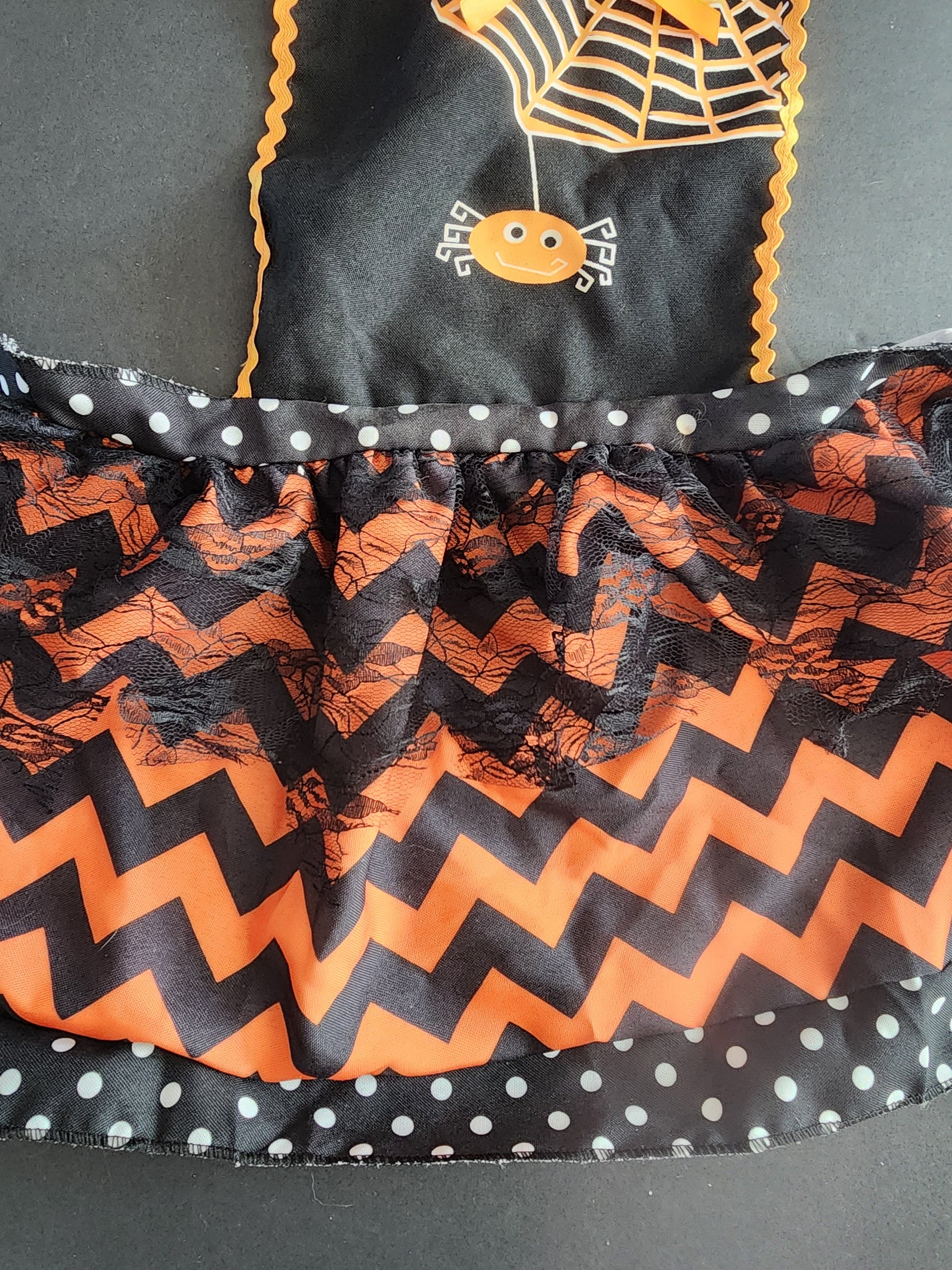 Halloween Polka Dot Spider Web Apron Black Orange, child size 4-8 Tennessee Junk Trunk