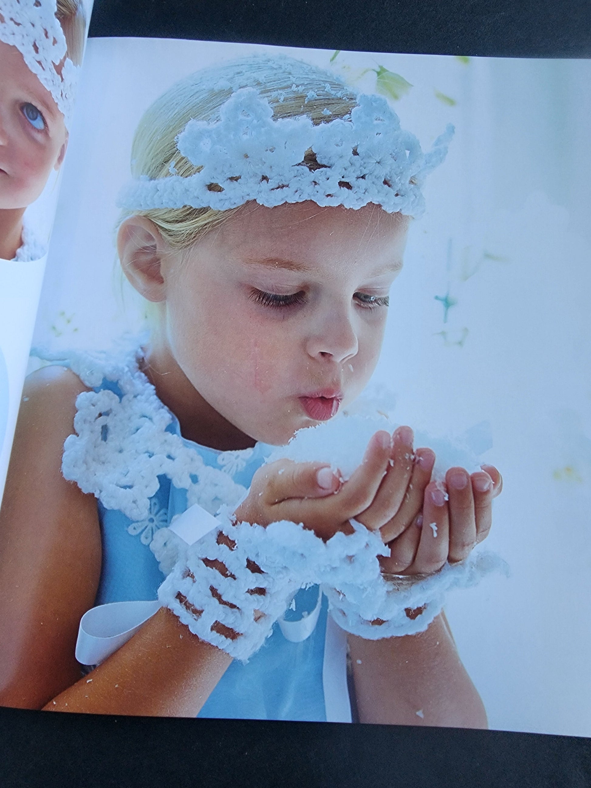 Crochet Book Dress-Up: Over 35 cute and easy pieces to create character costume Tennessee Junk Trunk