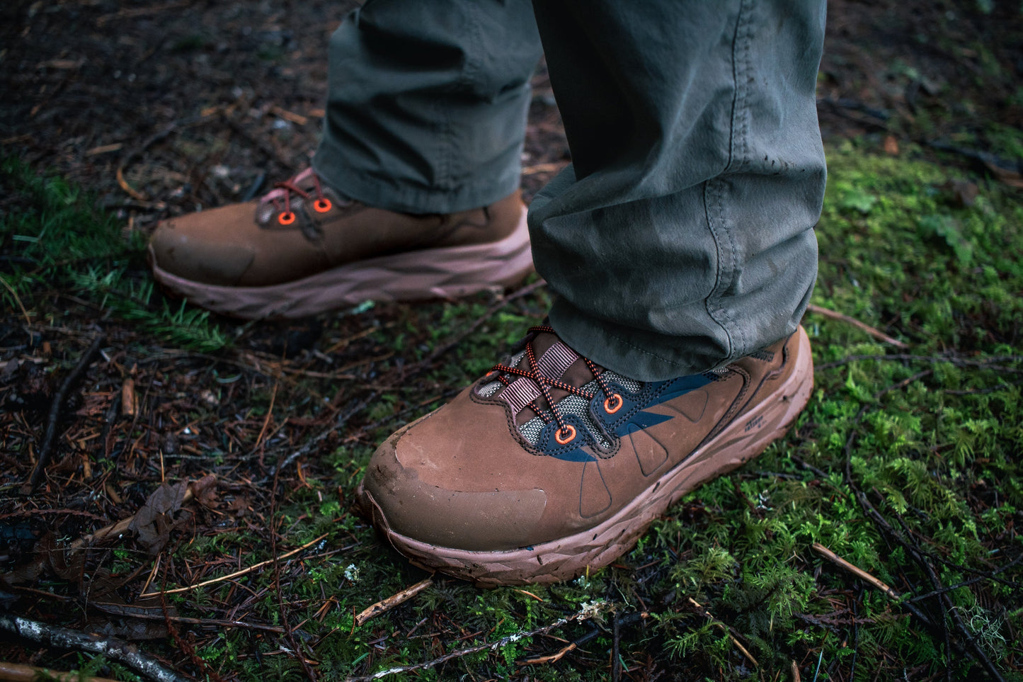 ROCKROOSTER Farmington Brown 6 Inch Waterproof Hiking Boots with VIBRAM® Outsole  OC21031 Rock Rooster Footwear Inc