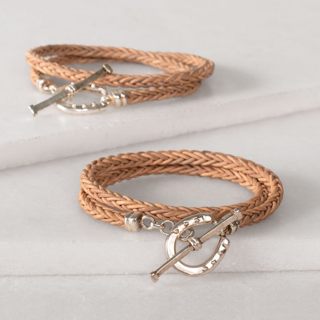 Roundup - Braided Leather Horseshoe Bracelet in Natural & Silver Urban-Equestrian