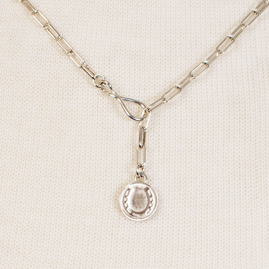 Roxy - Paperclip Chain w/ Horseshoe Coin - Petite Link in Silver Urban-Equestrian