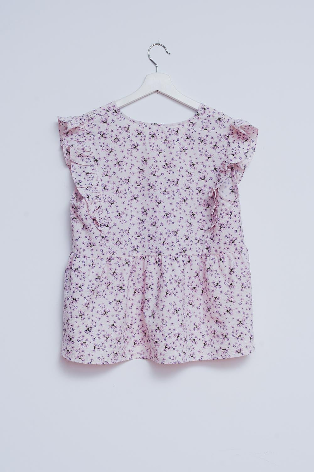 Ruffle detail blouse in lilac Q2store