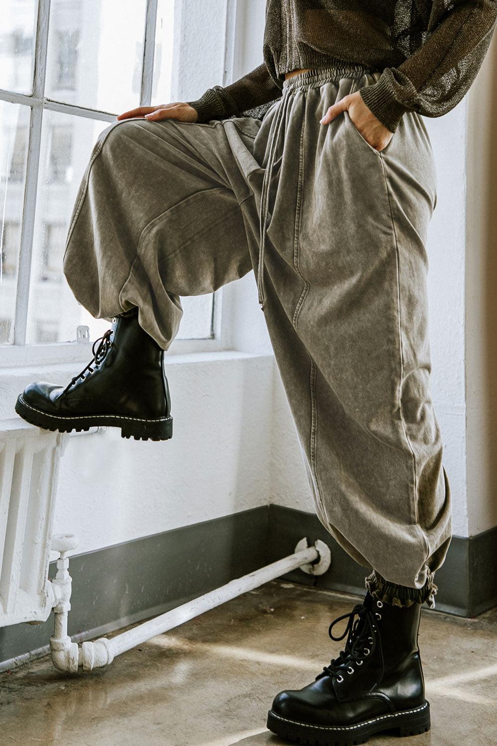 GET ON BOARD KNIT JOGGER Flying Tomato
