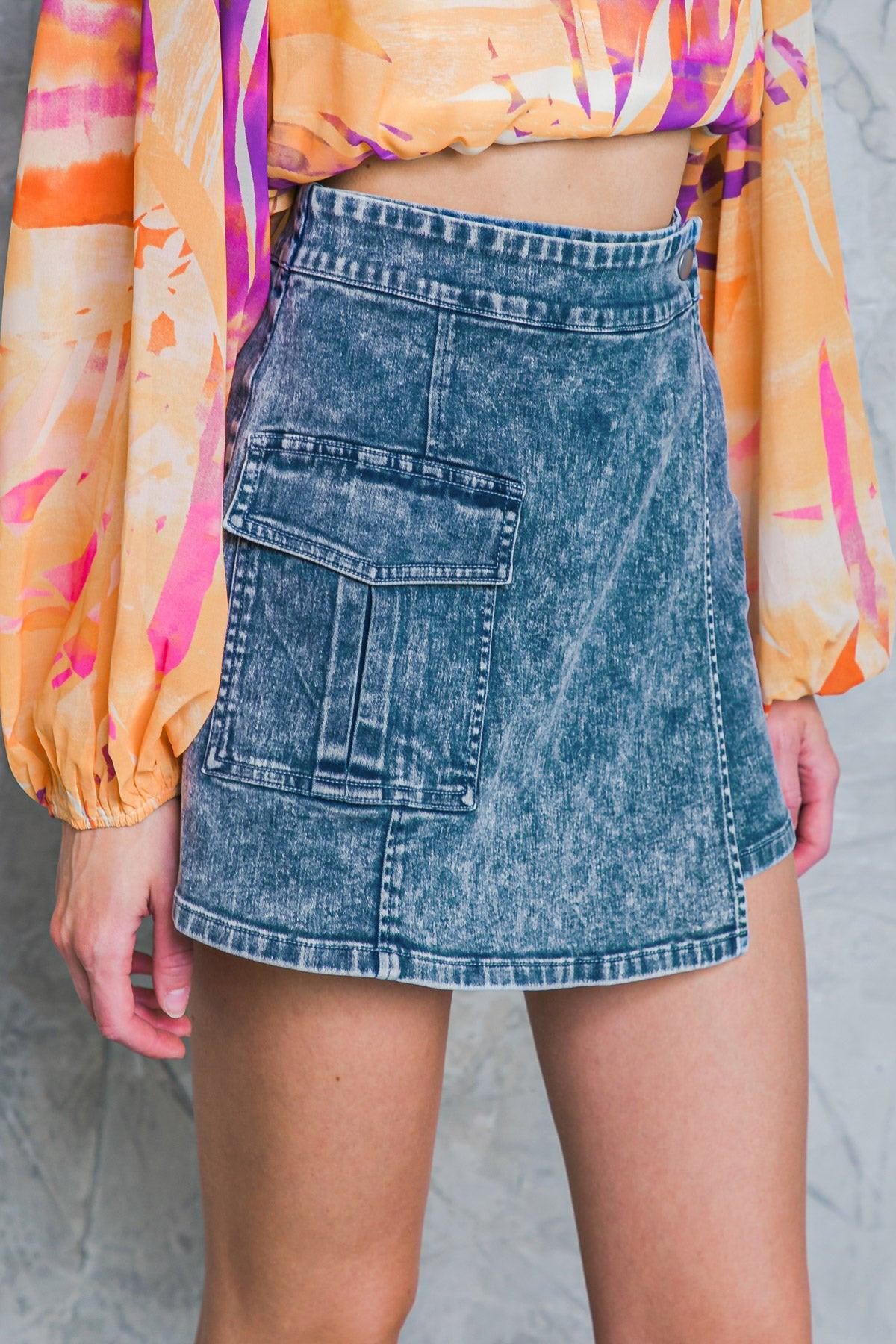 MOMENT MAKER ACID WASH SKORT Flying Tomato