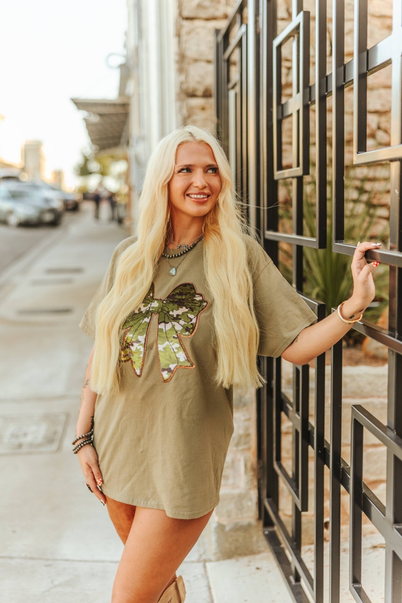 Sequin Camo Bow Patch Tee Wild Junkie