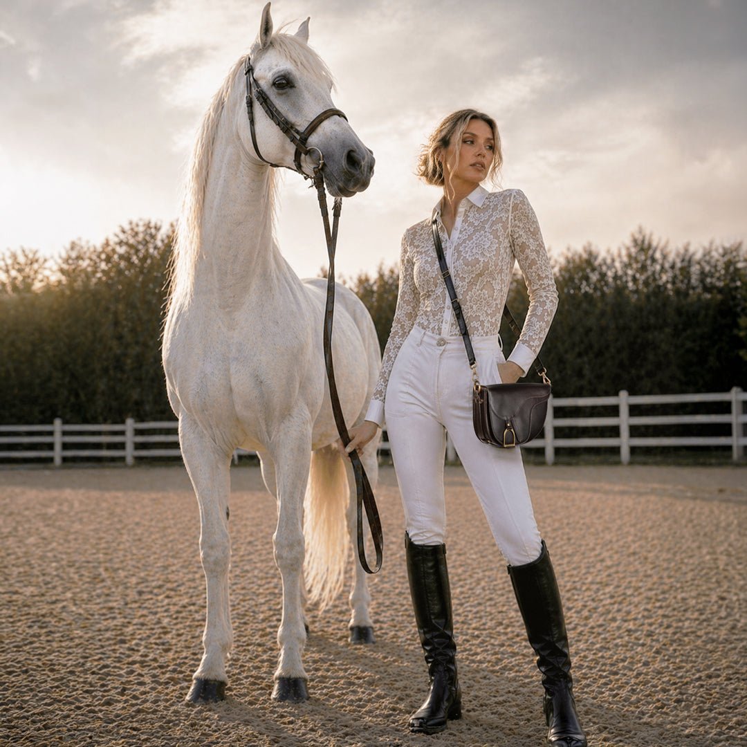 Signature Saddle Bag - Luxury Leather Handbag in Black Urban-Equestrian