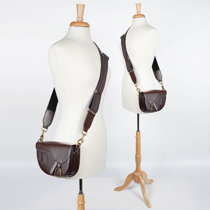 Signature Saddle Bag - Luxury Leather Handbag in Deep Brown Urban-Equestrian
