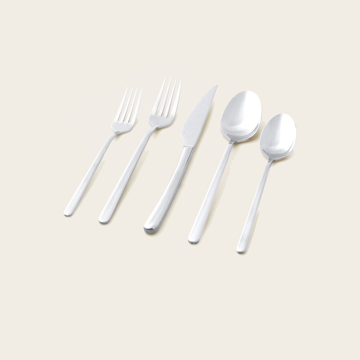 Emilia Mirror 20-Piece Flatware Set Italic