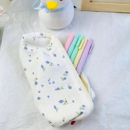 Simple Small Flowers White Fresh Style Pencil Bag Students Pencil Cases Unique Makeup Lightweight Cosmetic Bag Pouch Stevvex