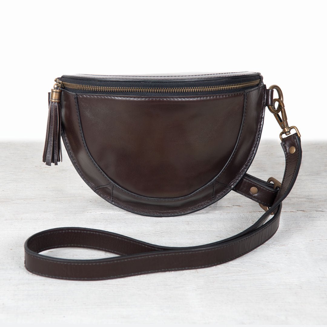 Sonoma Sling Bag in Deep Brown Urban-Equestrian