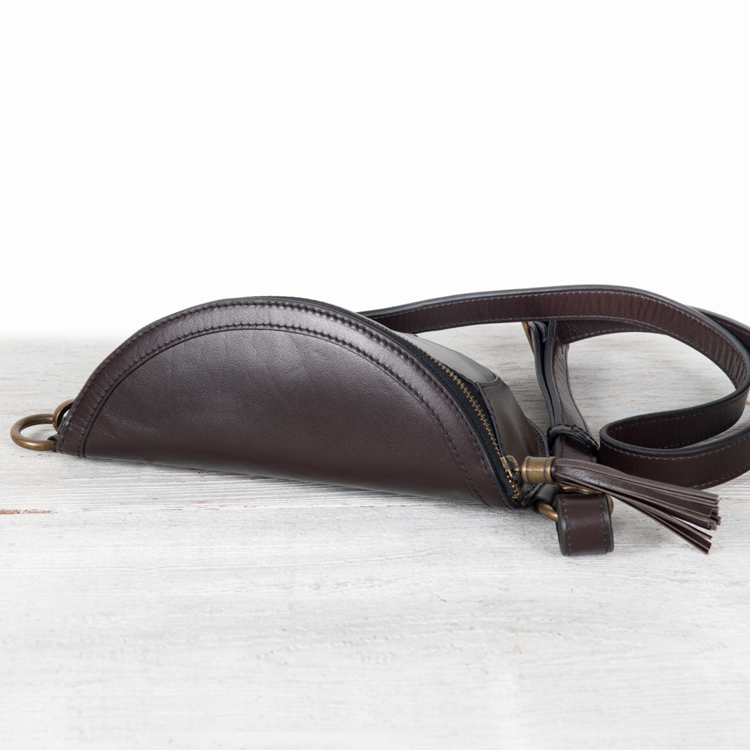 Sonoma Sling Bag in Deep Brown Urban-Equestrian