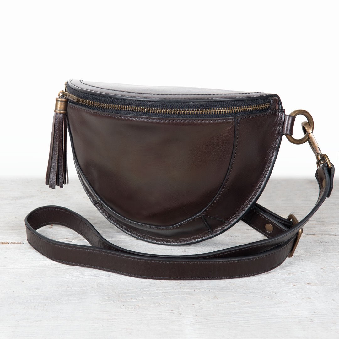 Sonoma Sling Bag in Deep Brown Urban-Equestrian