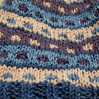 Stripe-A-Dots Hat and Gloves Knitting Pattern
