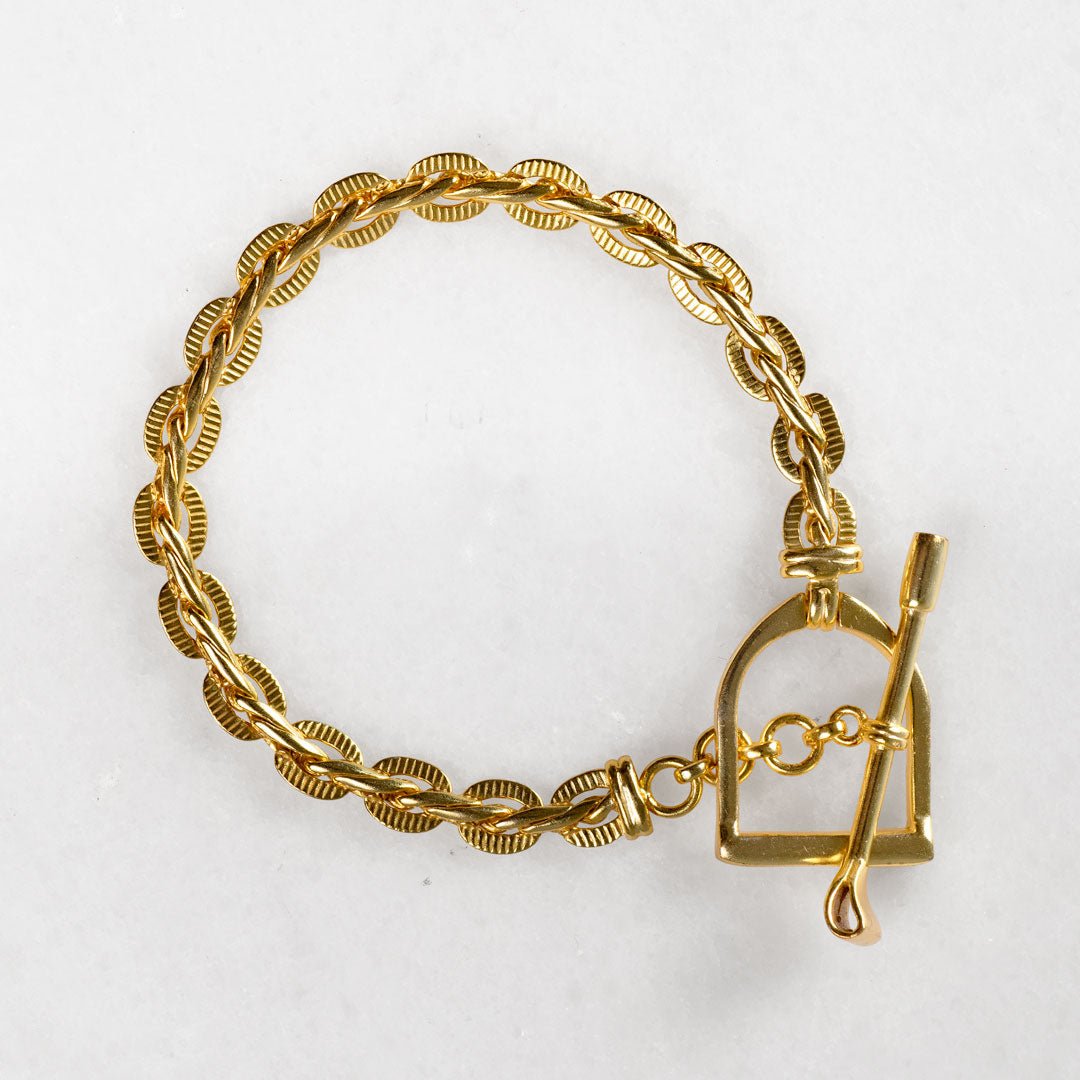 Portia T-Bar Horseshoe Bracelet in Gold Urban-Equestrian