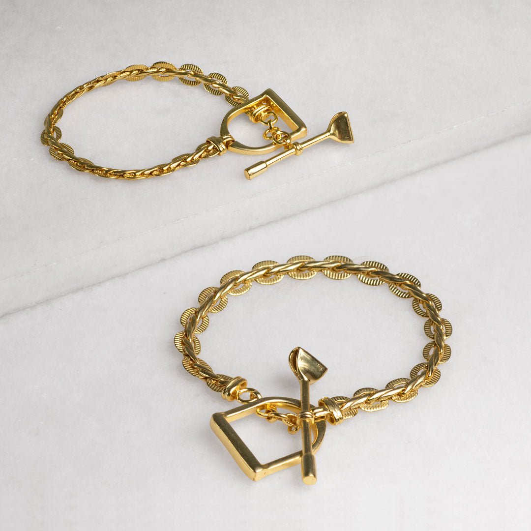 Portia T-Bar Horseshoe Bracelet in Gold Urban-Equestrian