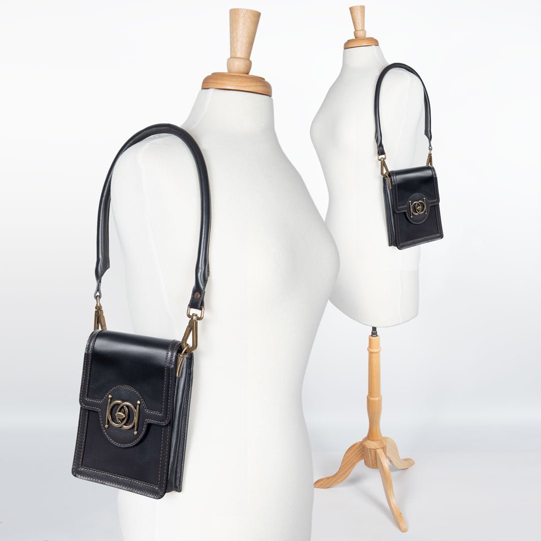 Talisman - Horse Bit Lock Phone Bag in Black Urban-Equestrian