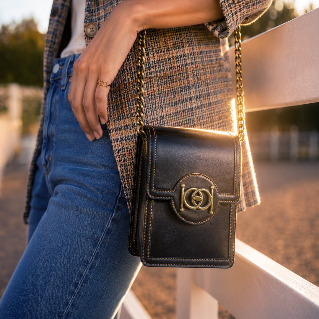 Talisman - Horse Bit Lock Phone Bag in Black Urban-Equestrian