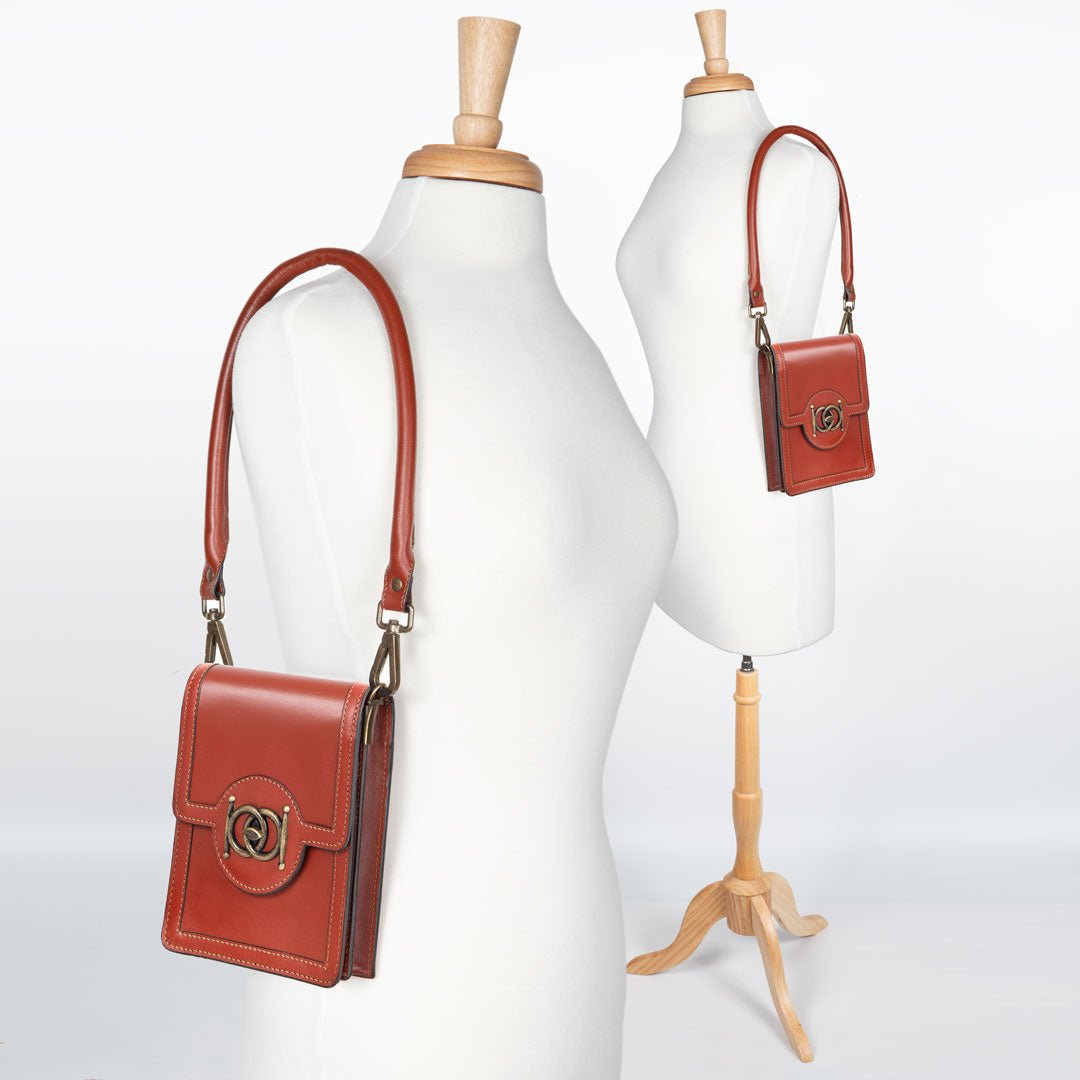 Talisman - Horse Bit Lock Phone Bag in Cognac Urban-Equestrian