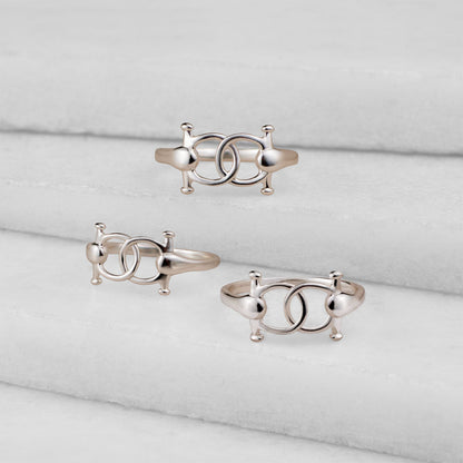 Talisman - Horse Bit Equestrian Ring in Silver Urban-Equestrian