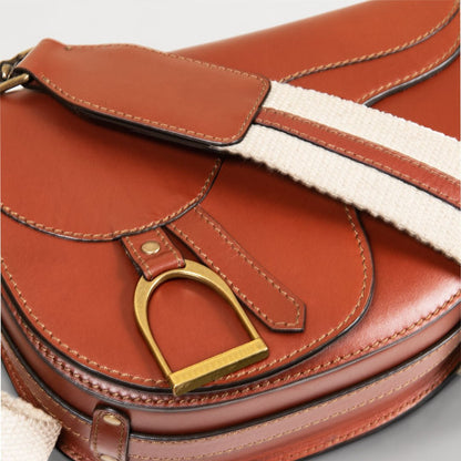 Signature Saddle Bag - Luxury Leather Handbag in Cognac Urban-Equestrian