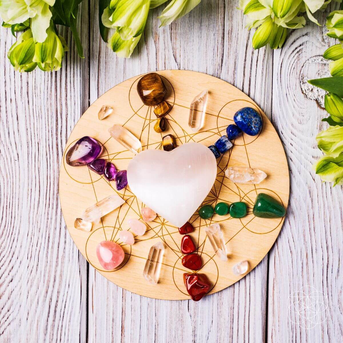 The Divination Crystal Grid Set Conscious Items