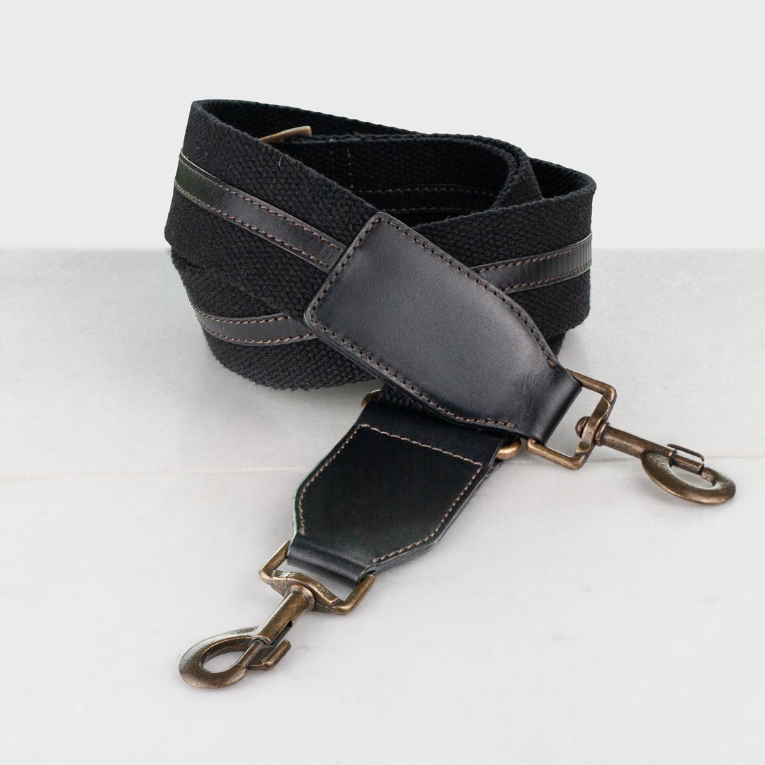 Web/Leather - Black Guitar Strap Urban-Equestrian