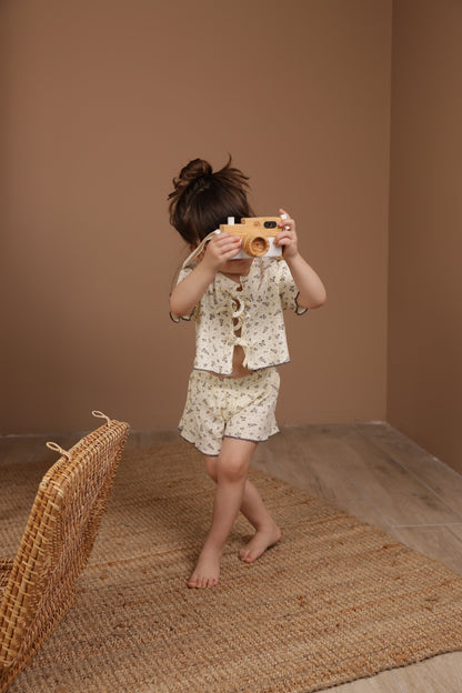 Wildflower Tie-Front Set Honey and Hive