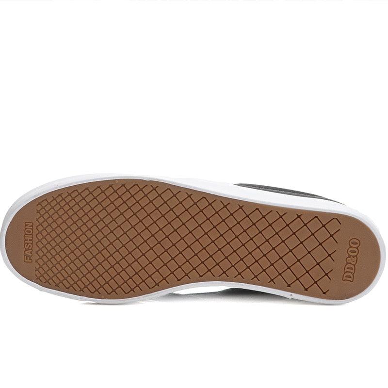 Women Leather Espadrilles Spring Trend Casual Flats Sneakers New Fashion Comfort Slip-on Platform Vulcanized Shoes Women Casual Fashionable Sports Espadrilles Stevvex