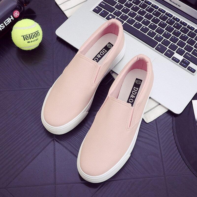 Women Leather Espadrilles Spring Trend Casual Flats Sneakers New Fashion Comfort Slip-on Platform Vulcanized Shoes Women Casual Fashionable Sports Espadrilles Stevvex